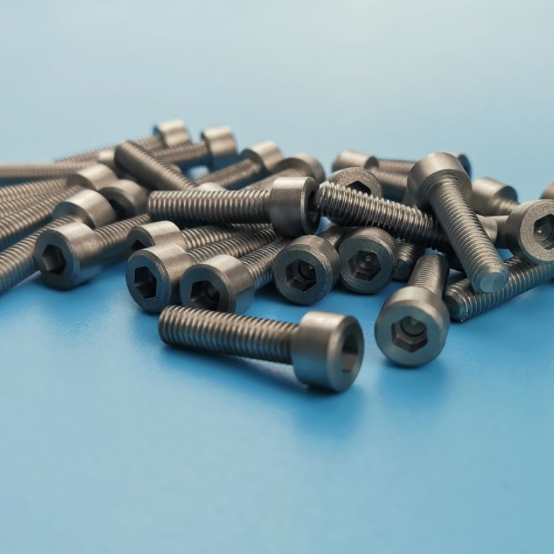 Гайки из сплава молибдена и рения